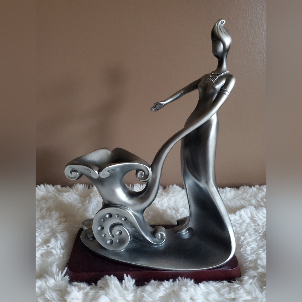 Herco Gift Professional Sculpture Mom pushing Stroller